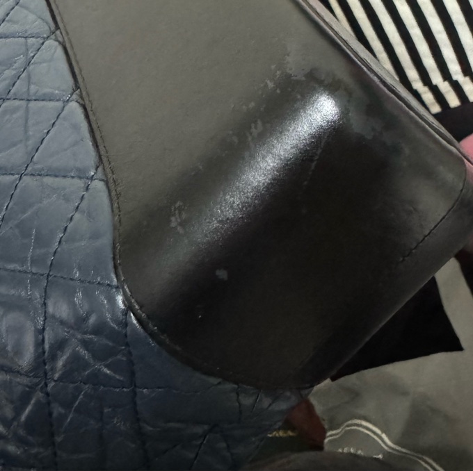 Chanel Gabrielle Hobo 中號深藍牛仔單寧藍色拼黑色金釦牛皮-24