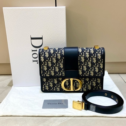 Dior迪奧 蒙田30 肩帶可以調節 尺寸約24x17x8cm