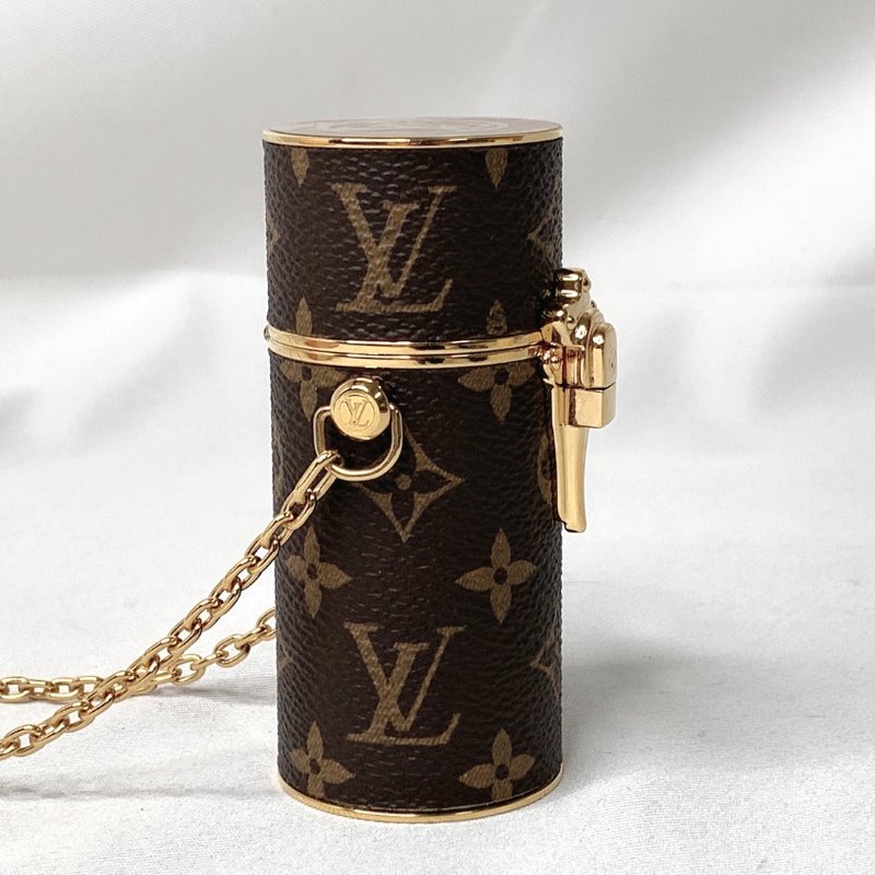 LV 老花鏈帶口紅唇膏盒-3