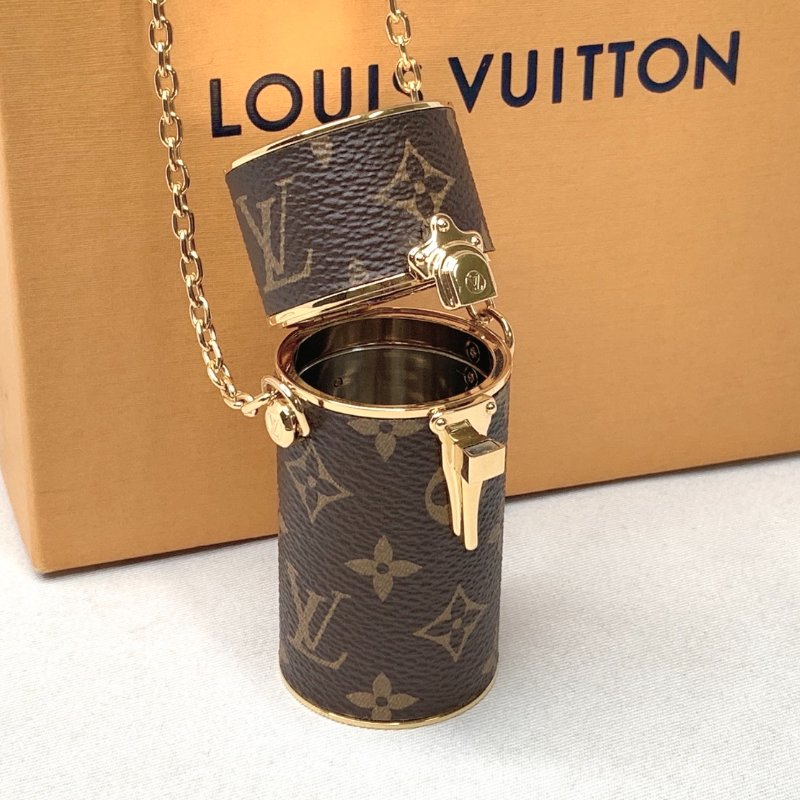 LV 老花鏈帶口紅唇膏盒-8