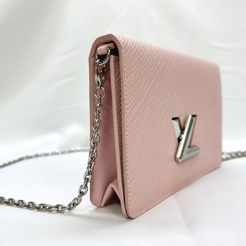LV 粉色TWIST WOC鏈帶包-3