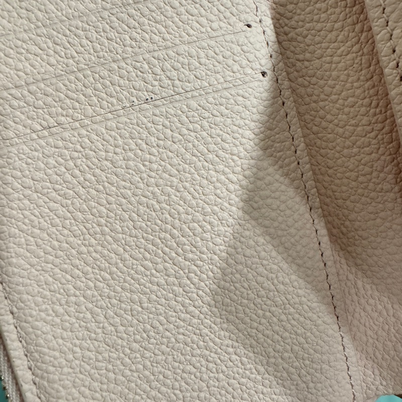 LV草莓牛奶❤️短夾-8