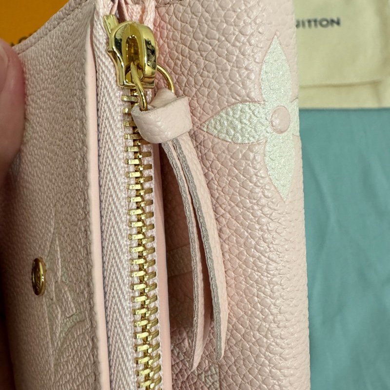 LV草莓牛奶❤️短夾-12