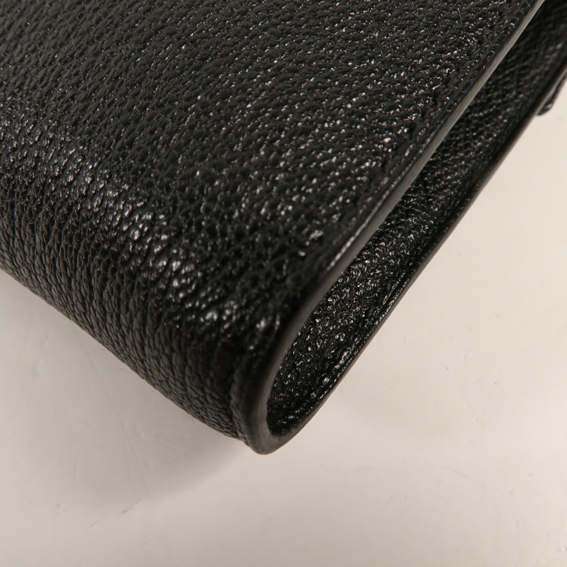 HERMES Chevre皮革Clic 16金扣肩背袋Noir-11