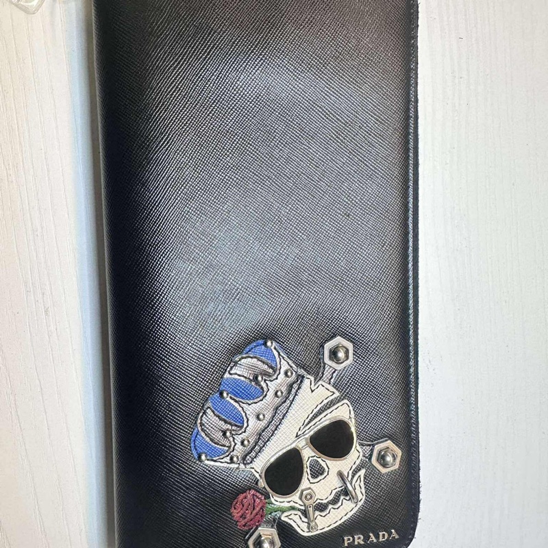 Prada防刮牛皮長夾 護照可放出國超方便-9