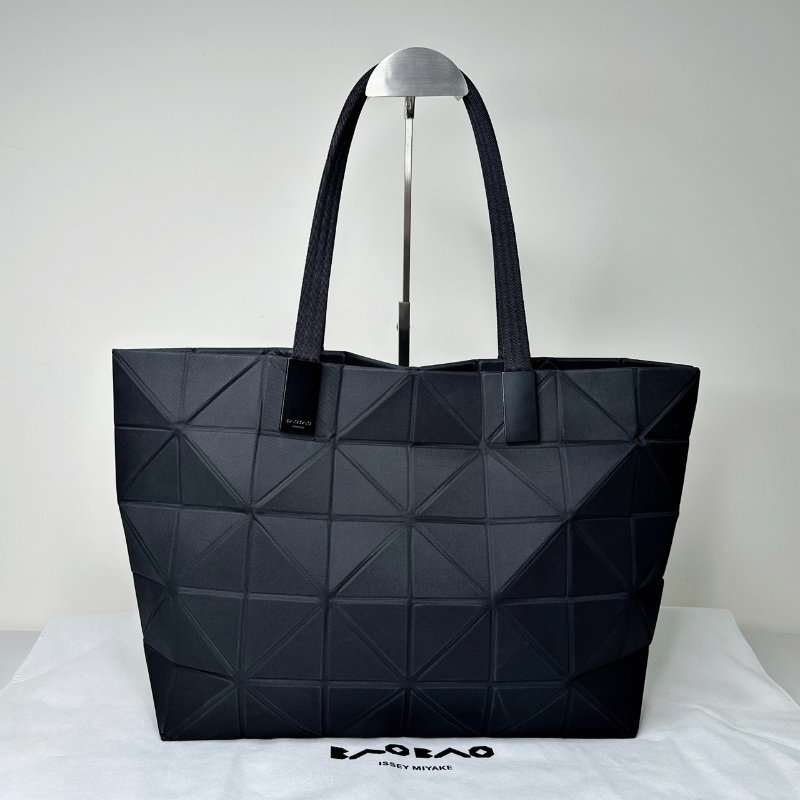 BAOBAO 三宅一生 霧面黑TRACK托特包-1