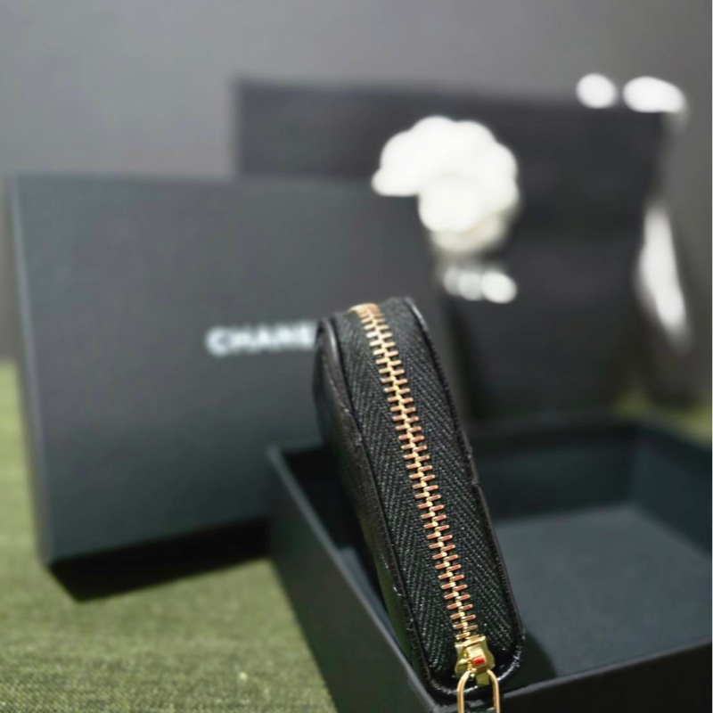 Chanel 小羊皮 ㄇ字型零錢包-1
