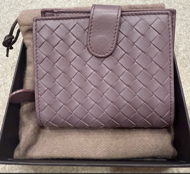 BOTTEGA VENETA INTRECCIATO 小羊皮手工編織短夾 (藕紫色)-4