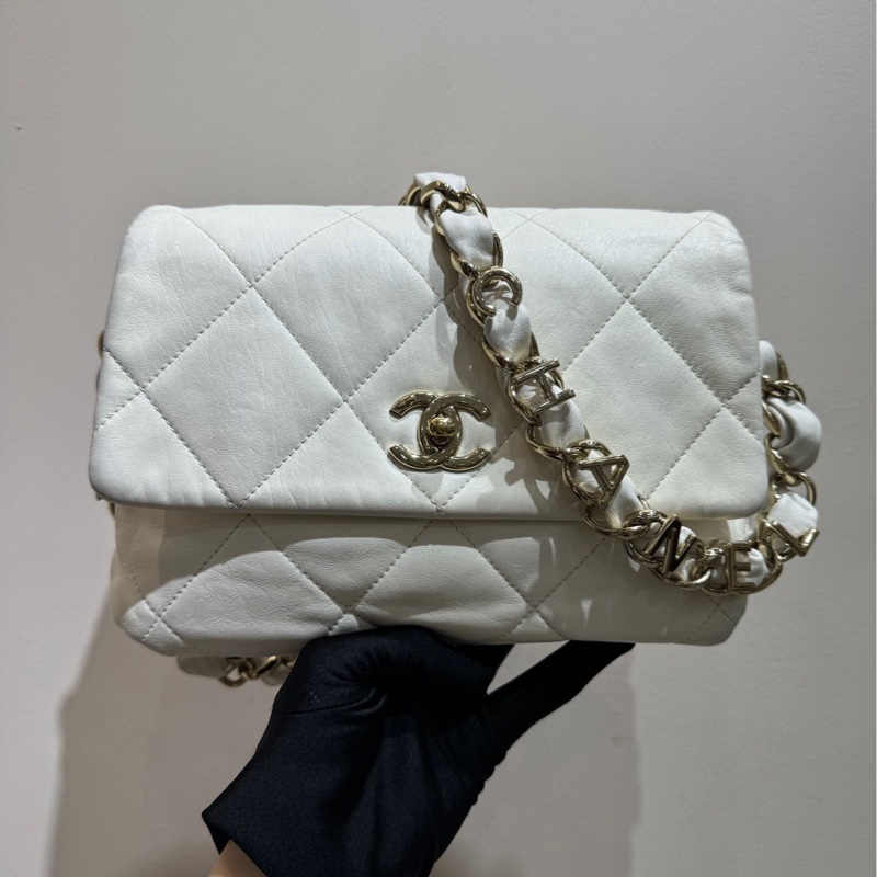 【閒置❤️】 Chanel 白色字母粗鏈腋下包 hobo 單肩斜挎包-1