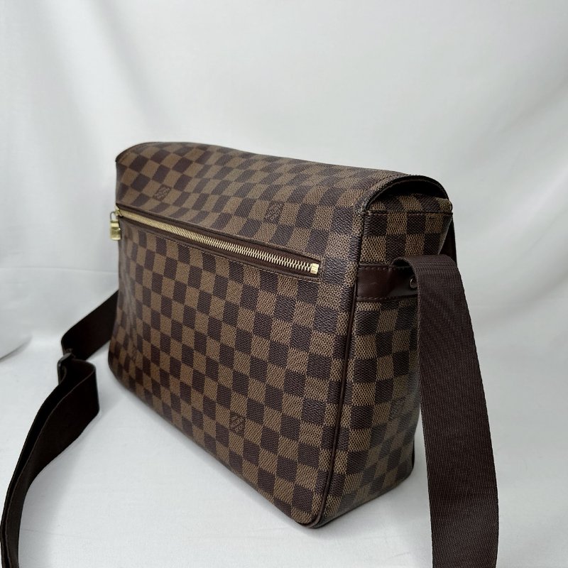 LV 棋盤格雙扣郵差包-4