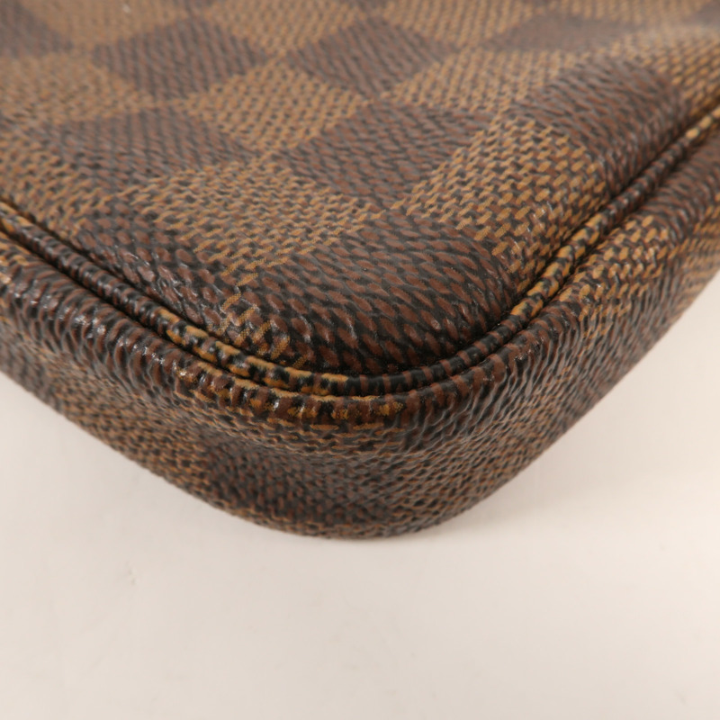 LOUIS VUITTON Damier Mini Pochette金扣手挽袋-6