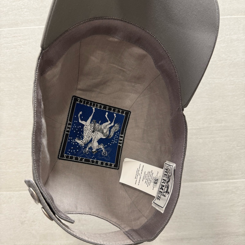 Hermes 男裝灰色簡約款鴨舌帽-1