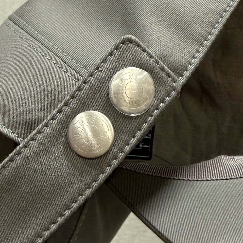 Hermes 男裝灰色簡約款鴨舌帽-2