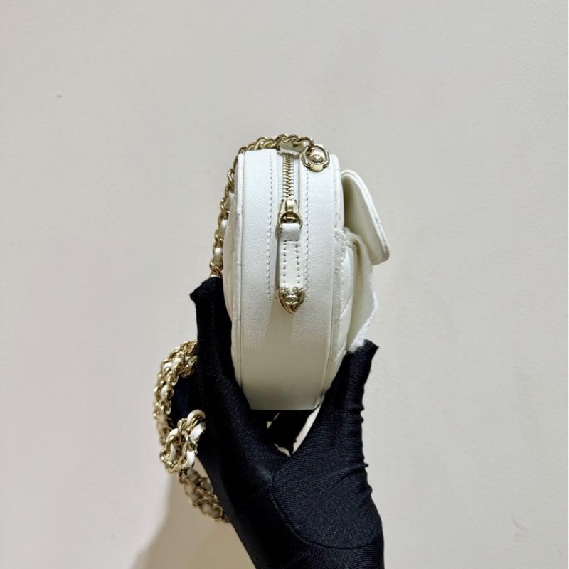 【全套❣️】Chanel桃心 心形鏈條肩帶愛心包 小號 單肩斜挎包白色金扣-4