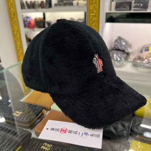 東區正精品㊣Moncler 黑色毛毛logo帽子棒球帽 RZ5799-3