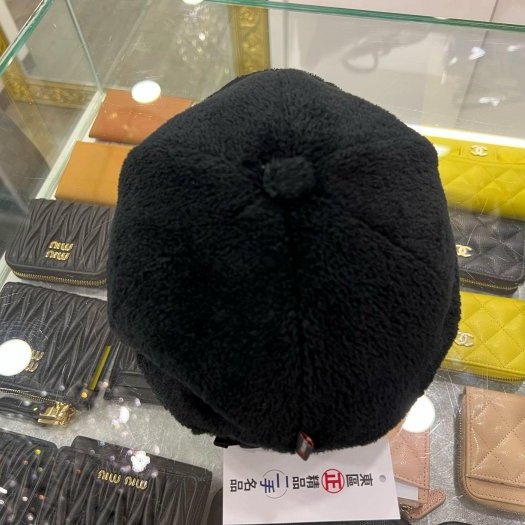 東區正精品㊣Moncler 黑色毛毛logo帽子棒球帽 RZ5799-6