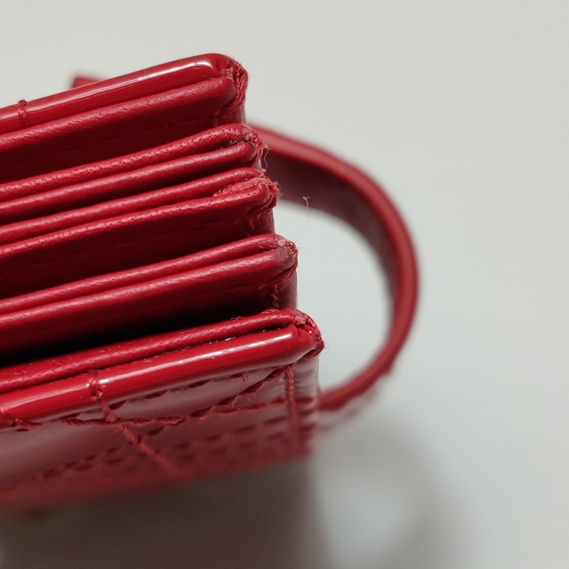 Dior Lady 戴妃漆皮牛皮藤格紋LOGO字母吊飾卡包Cardholder-12