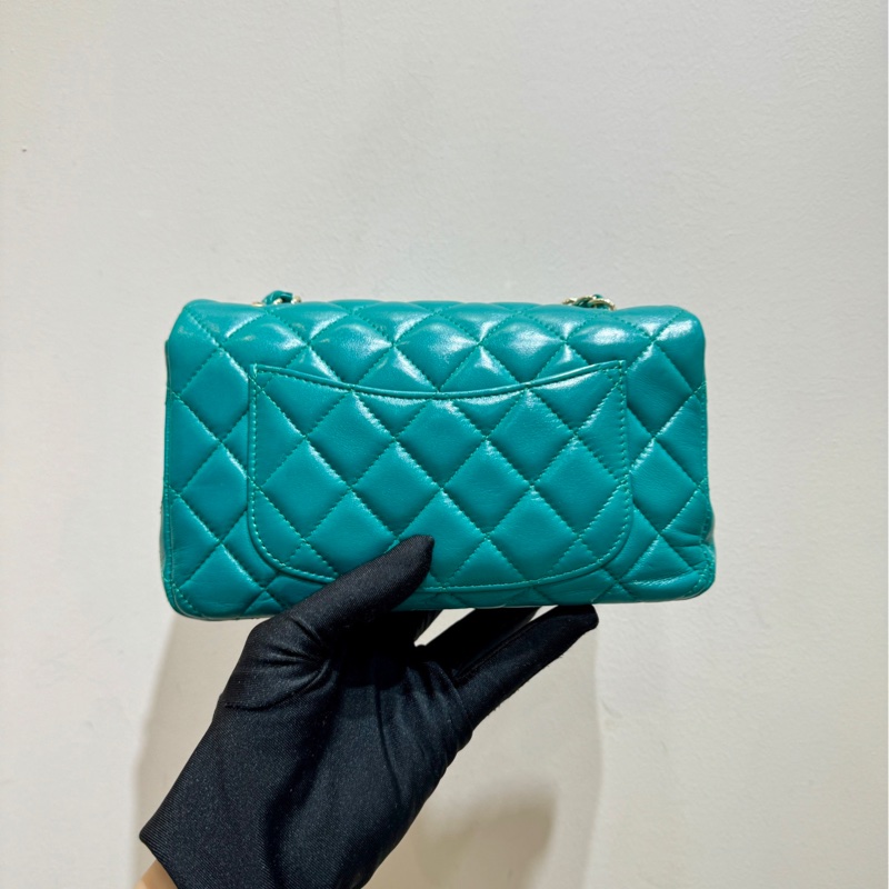 【閒置❤️】 Chanel  CF mini大迷你 湖水藍綠色羊皮淺金扣 單肩斜挎包-2