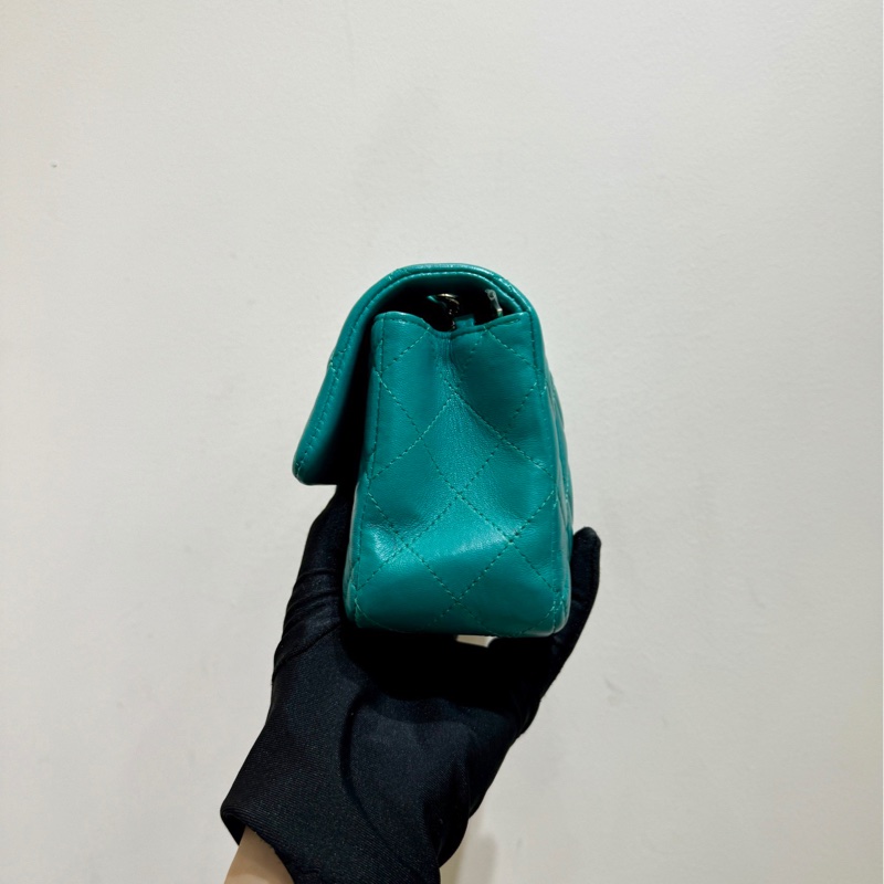【閒置❤️】 Chanel  CF mini大迷你 湖水藍綠色羊皮淺金扣 單肩斜挎包-4