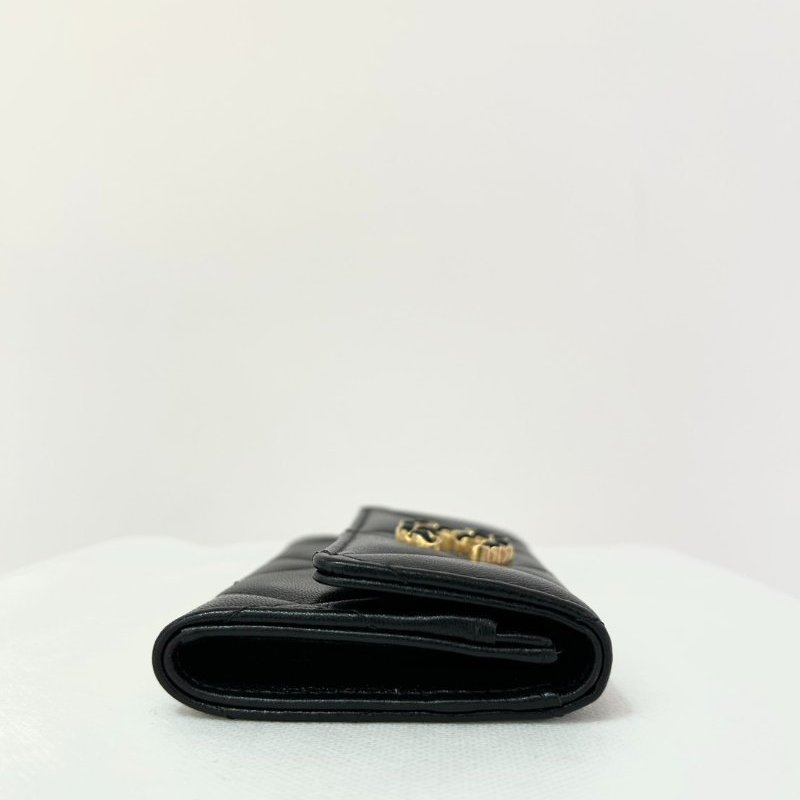 CHANEL黑羊皮金釦19卡包-5