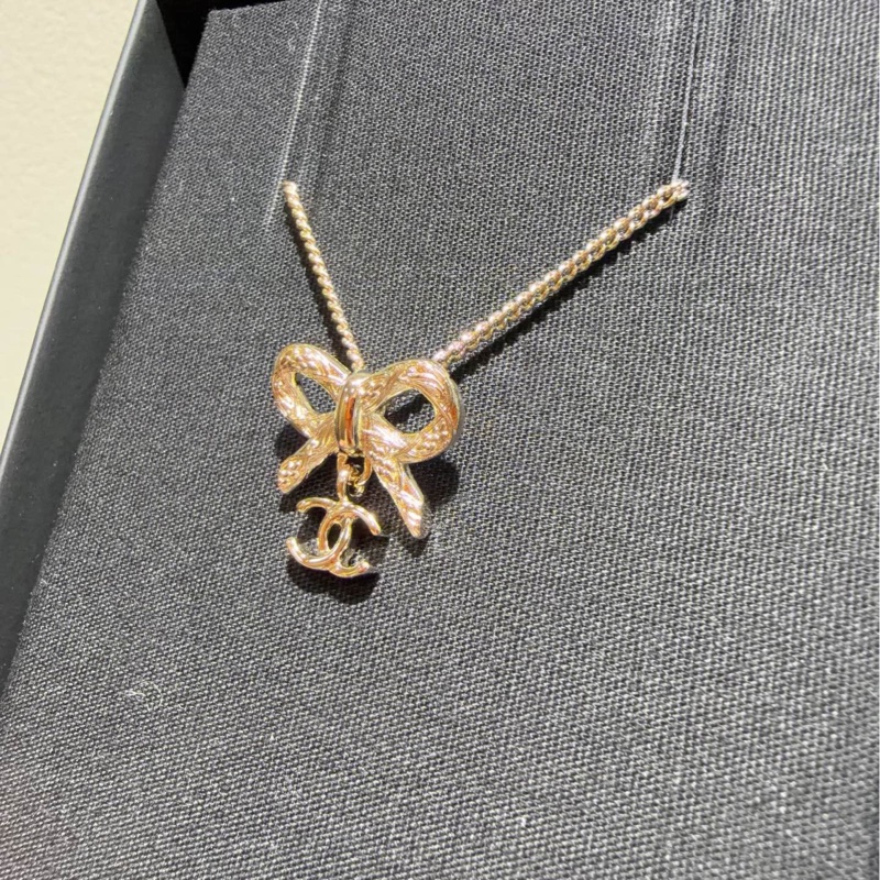 【全❤️】 chanel25k金色小蝴蝶結雙c logo吊墜項鍊項鏈-3