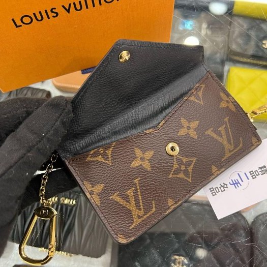東區正精品㊣LOUIS VUITTON LV M69431字紋拼黑色皮革金釦L型拉鍊卡片夾鑰匙包零錢包 RZ5794-1