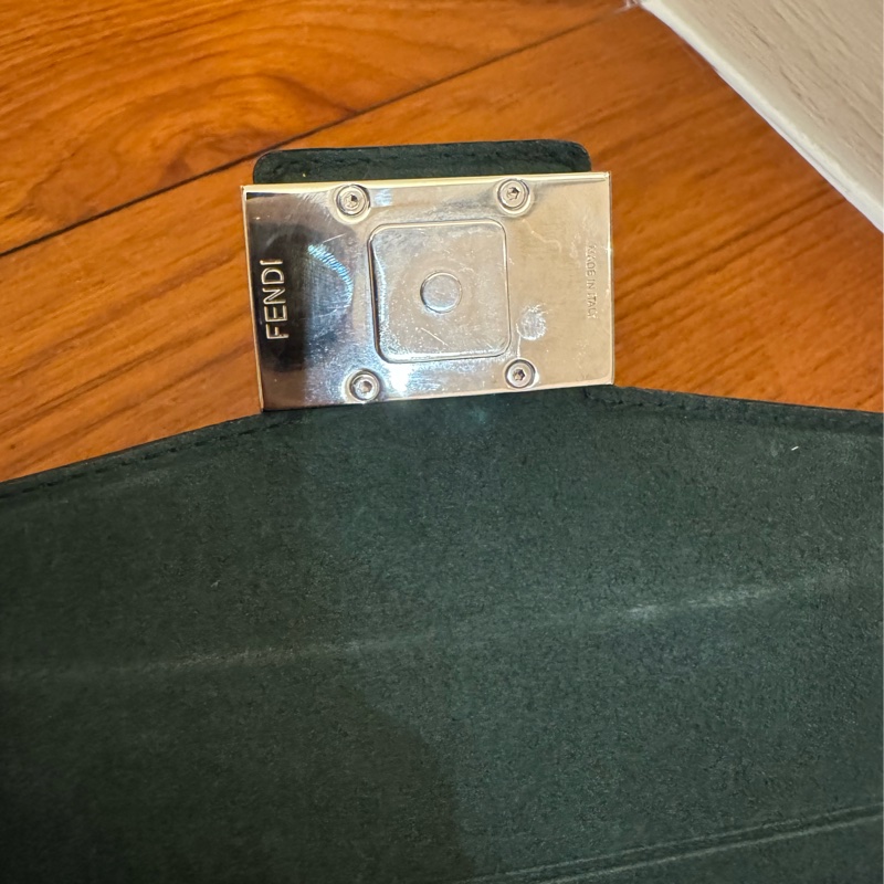 Fendi黑色硬殼手提兩用包-21