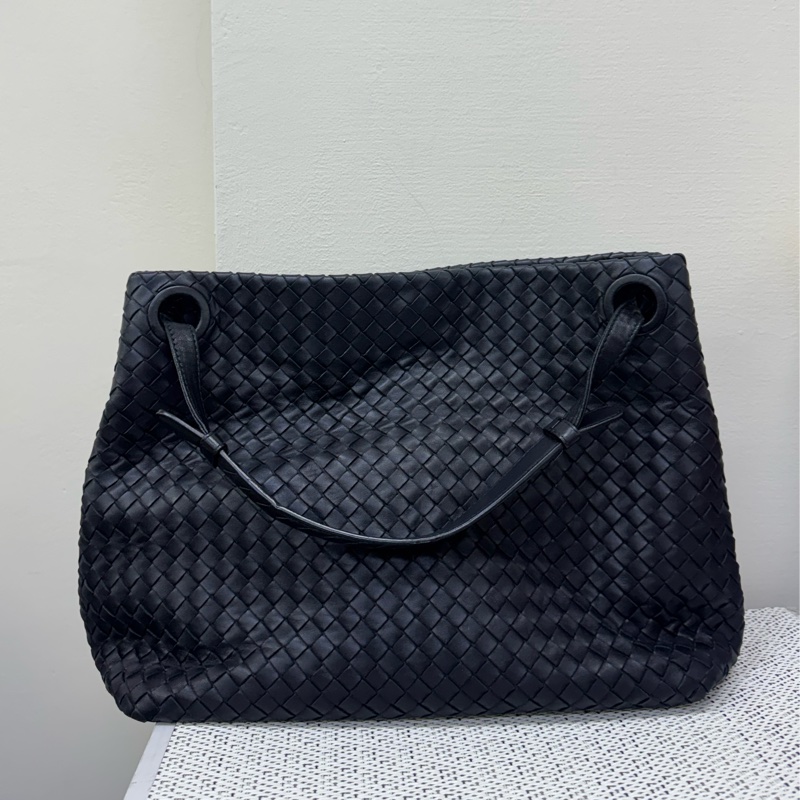 Bottega Veneta黑編織肩背包-1