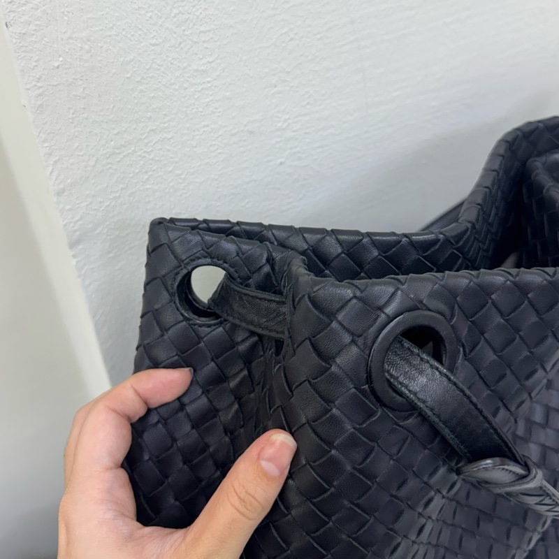 Bottega Veneta黑編織肩背包-4