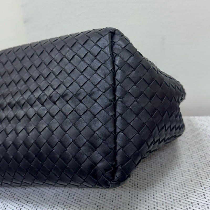 Bottega Veneta黑編織肩背包-8