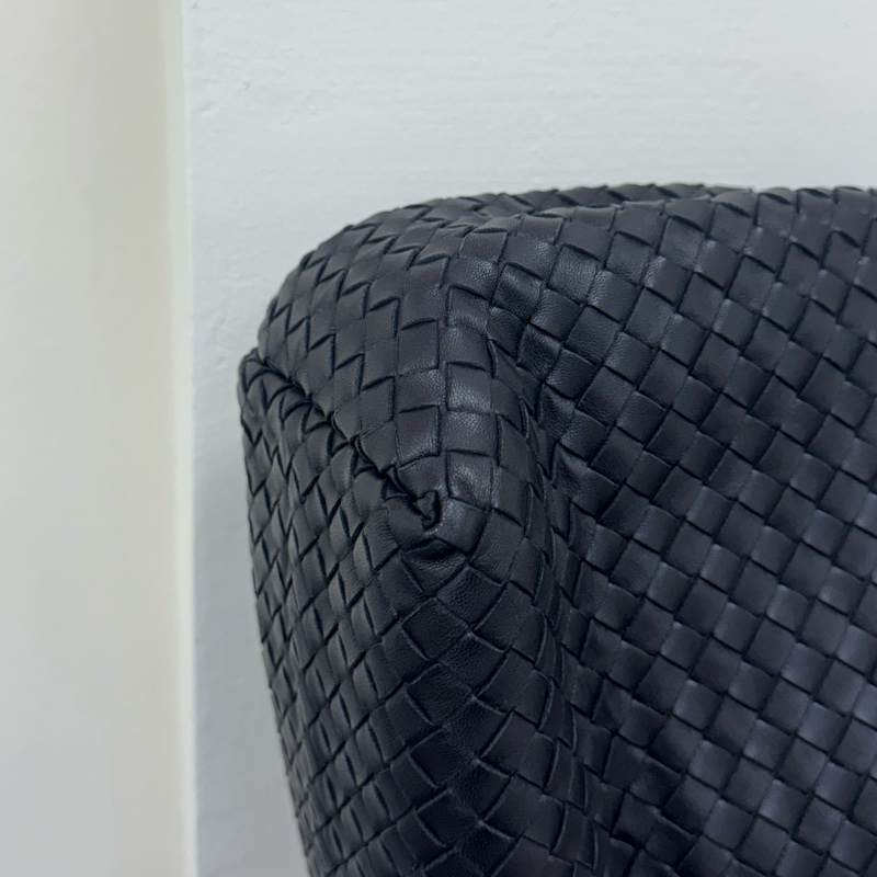 Bottega Veneta黑編織肩背包-10