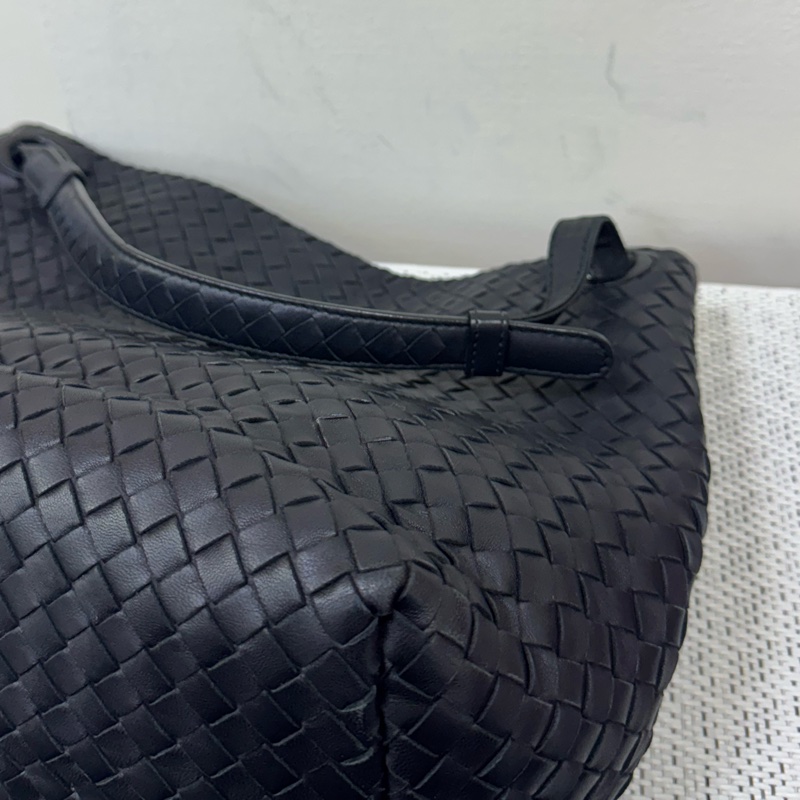 Bottega Veneta黑編織肩背包-19