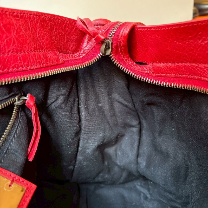 Balenciaga 小釦紅皮機車包 City-19