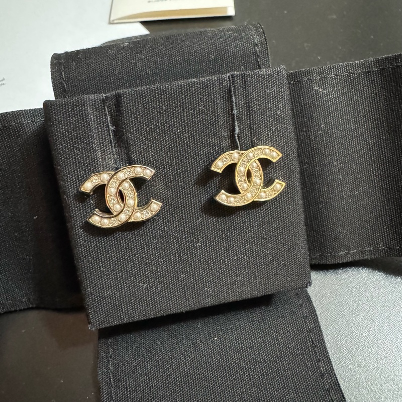 Chanel 香奈兒 經典雙C Logo耳針耳環-5