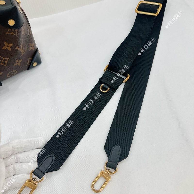 莉亞精品♡ LV 軟盒子包 九新美包-13