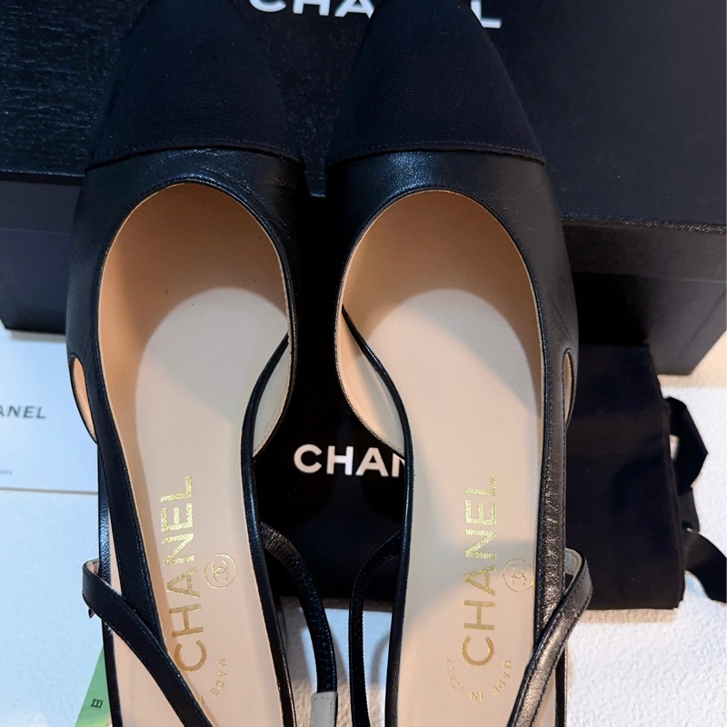 香奈兒Chanel 經典後繫帶中跟娃娃鞋 黑色山羊皮95成新38.5號-4