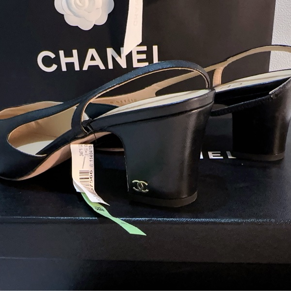 香奈兒Chanel 經典後繫帶中跟娃娃鞋 黑色山羊皮95成新38.5號-13