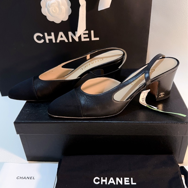 香奈兒Chanel 經典後繫帶中跟娃娃鞋 黑色山羊皮95成新38.5號-19