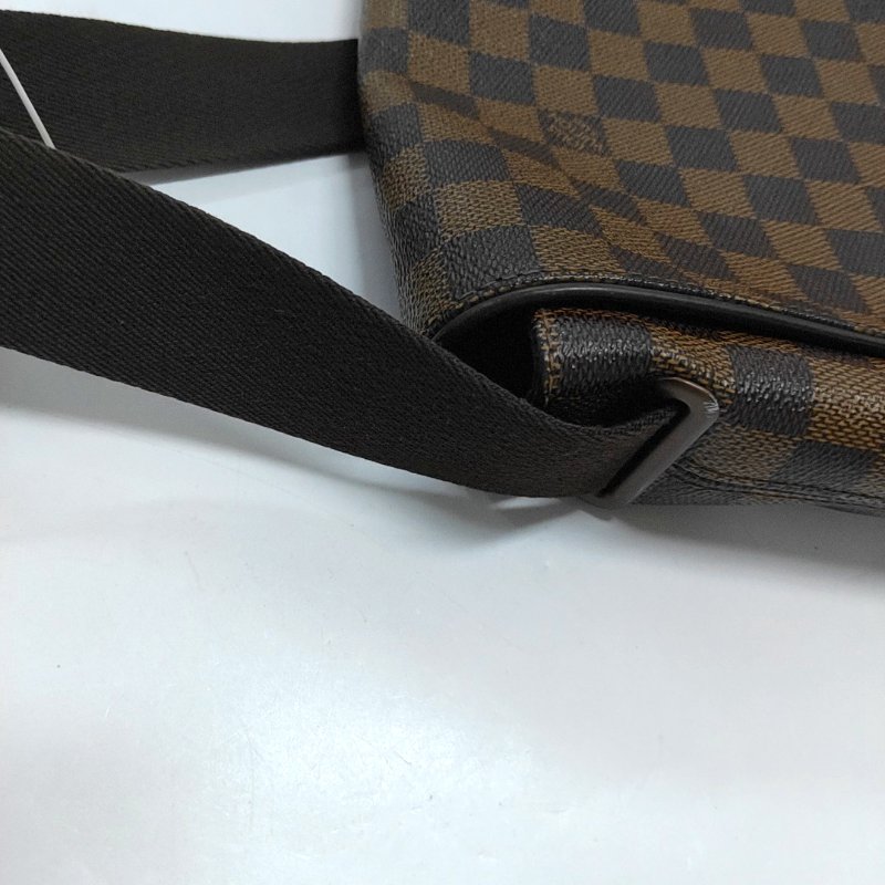 LOUIS VUITTON DISTRICT 中號 棕色塗層帆布棋盤格斜背包肩背包 棕色五金-11