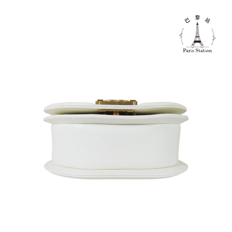 【巴黎站二手名牌專賣店】＊現貨＊CHANEL香奈兒真品＊AS3350白色菱格紋荔枝牛皮金色BOY半圓斜背包-2