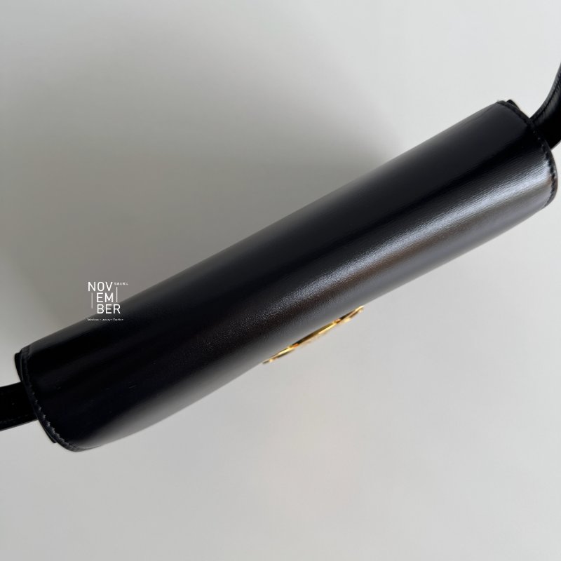 99新🆕 Celine 瑟琳 凱旋門腋下包 黑金-4