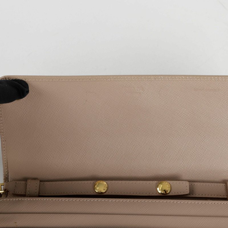 PRADA 1MT290 金屬標誌鏈條皮夾斜背包-13