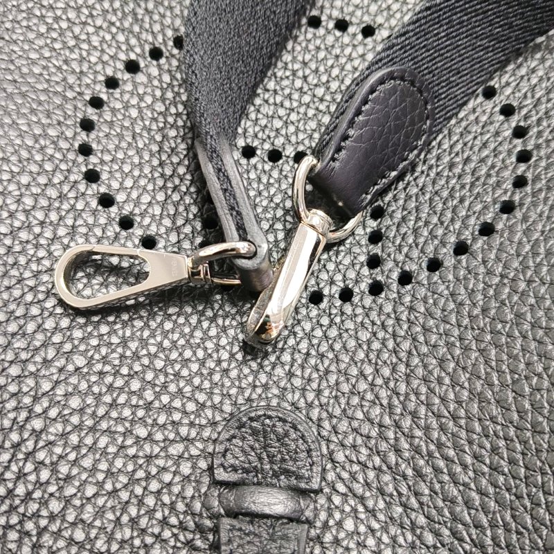 HERMES Evelyne TPM 黑色Clemence牛皮鏤空伊芙琳單肩包斜挎包 銀色五金 U刻 可拆卸肩帶 配件齊全 9.9新-9