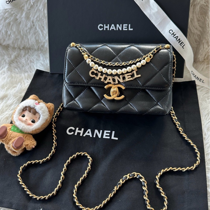 【配件：防塵袋 💕】Chanel 24A 珍珠鏈 鑽石logo鏈條 黑金 羊皮 手提 斜挎 單肩-0