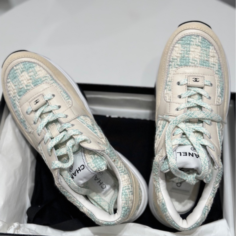 【配件:包裝盒 防塵袋 💕】Chanel 毛呢鞋 運動鞋 綠色-1