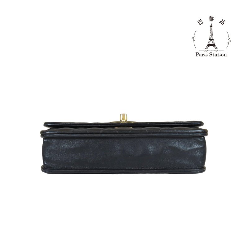 【巴黎站二手名牌專賣店】＊現貨＊CHANEL 香奈兒 真品＊黑色菱格紋羊皮琺瑯黑色雙C白色調節釦WOC 斜背包-2