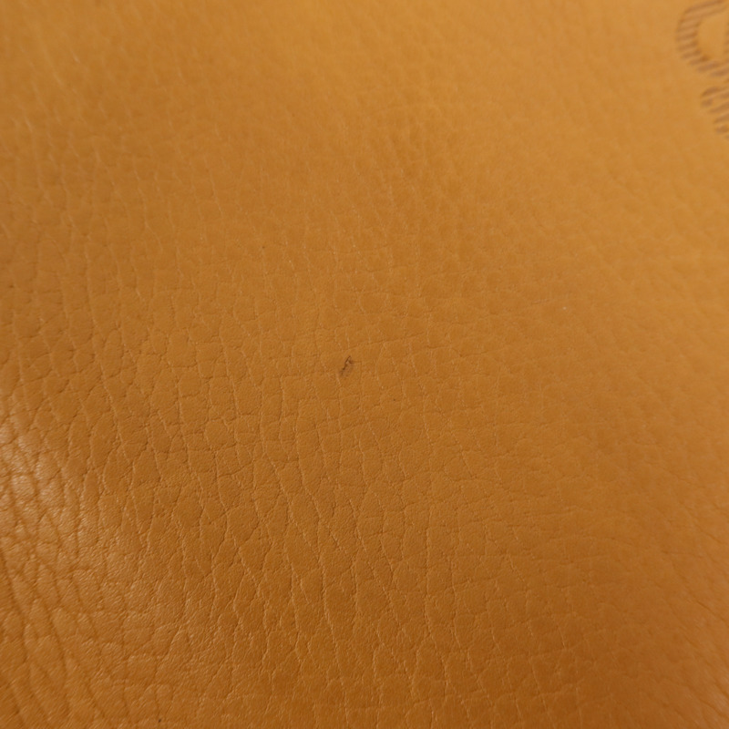 LOEWE 牛皮皮革Pouch金扣手拿包-14