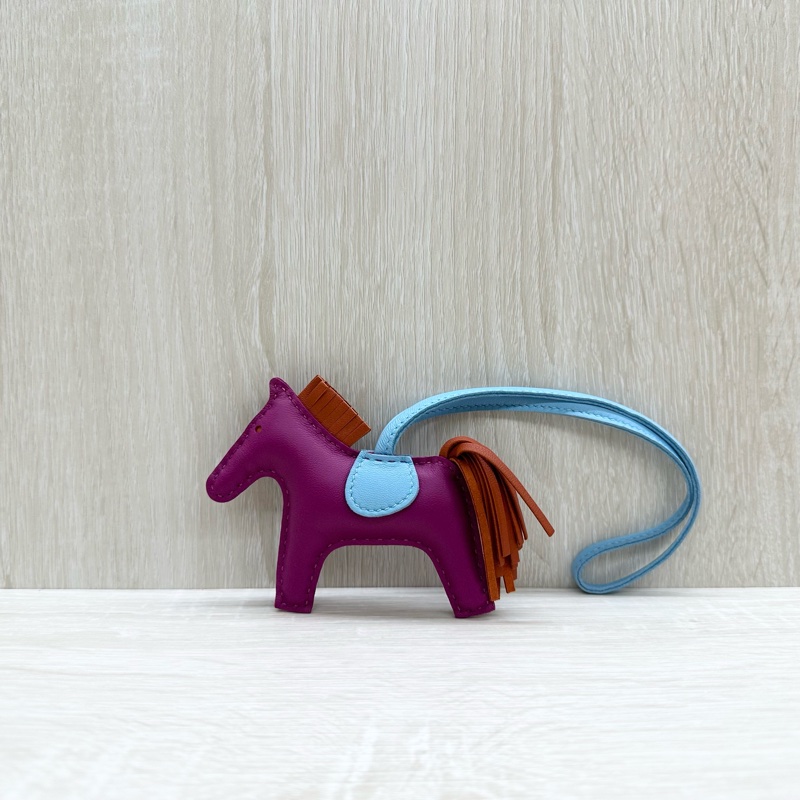 HERMES紫色拚天藍色小馬吊飾PM-0