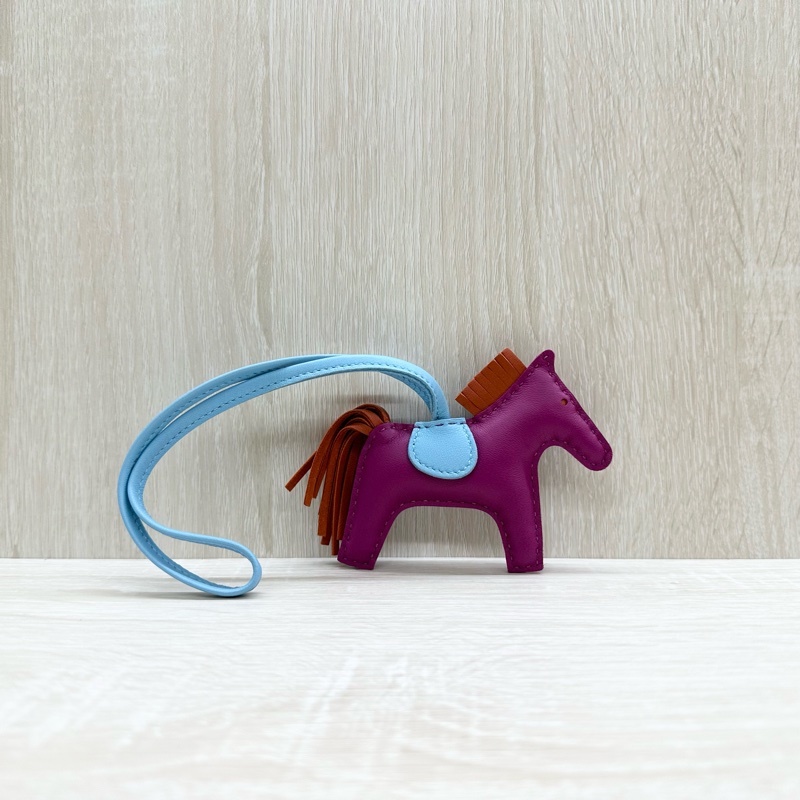 HERMES紫色拚天藍色小馬吊飾PM-1