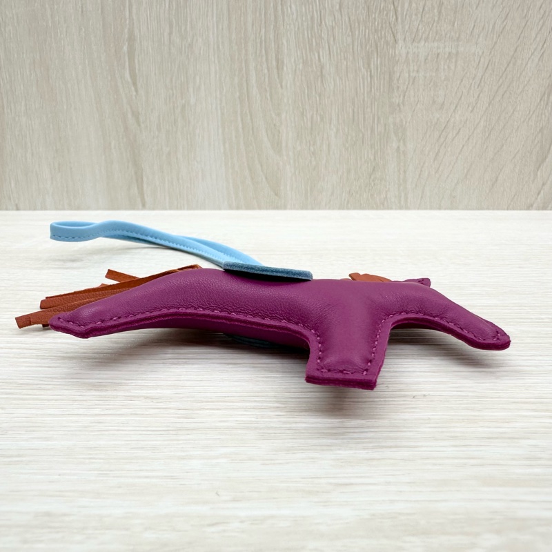 HERMES紫色拚天藍色小馬吊飾PM-7